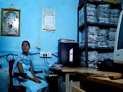 आपण जुळ्यांना भेटले पाहिजे